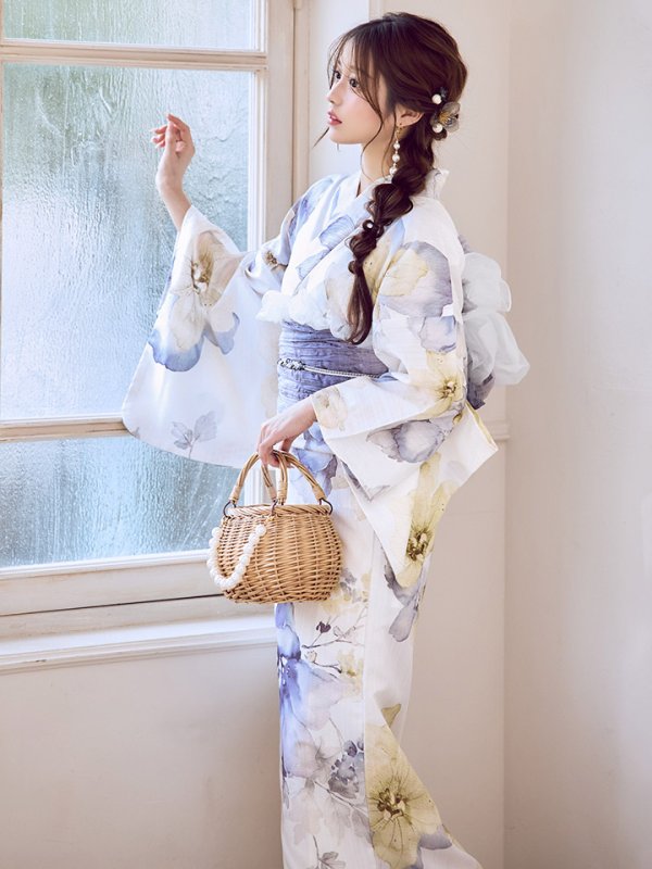 モデル：みお　着用サイズ：Fサイズ