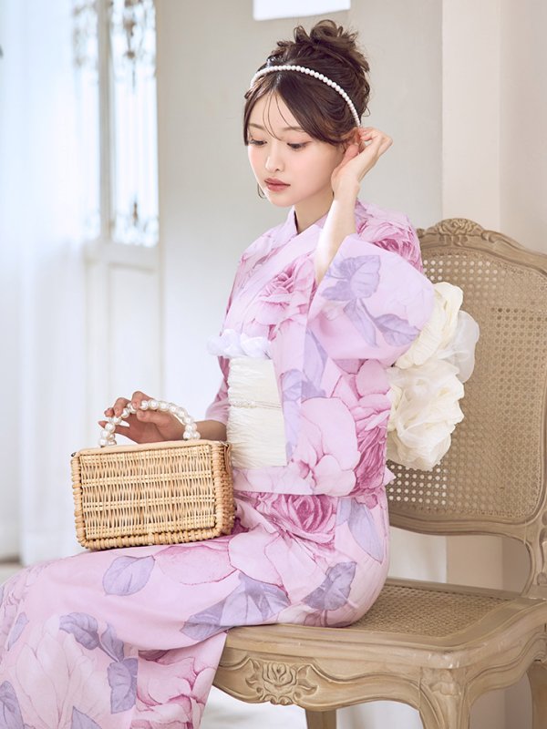 モデル:いおり 着用サイズ:Fサイズ