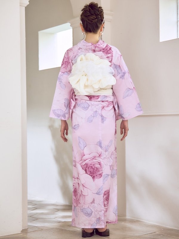 モデル:いおり 着用サイズ:Fサイズ