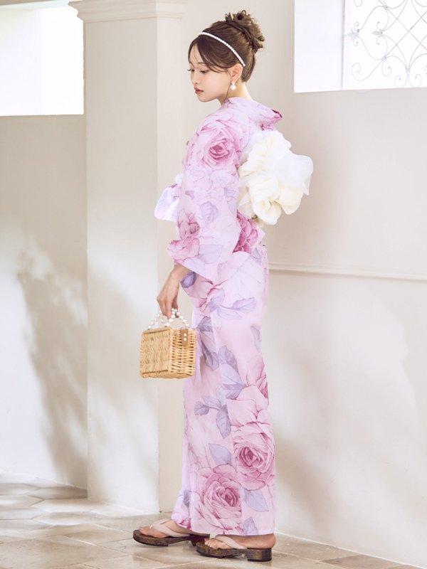 モデル:いおり 着用サイズ:Fサイズ