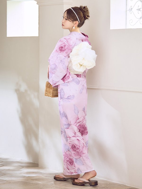 モデル:いおり 着用サイズ:Fサイズ