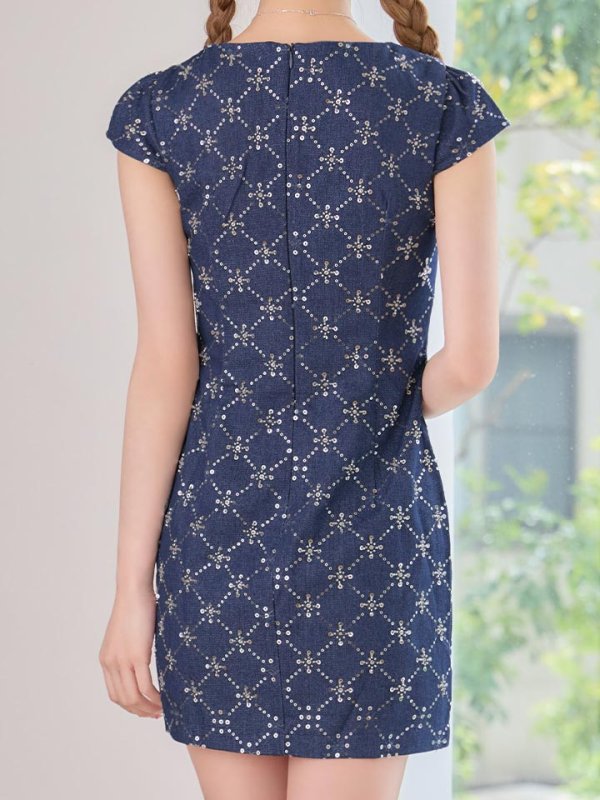 モデル：るりぴ　身長：165cm　着用サイズ：Sサイズ