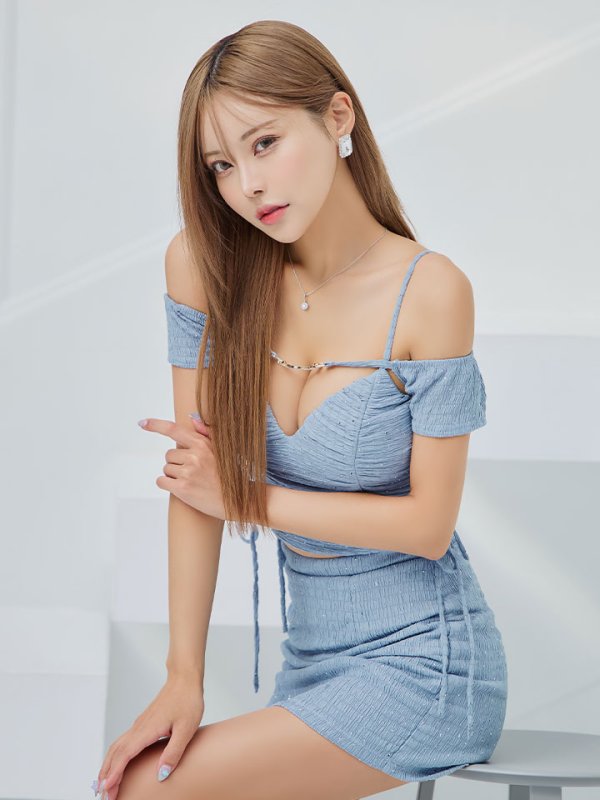 モデル:如月れい 身長:156cm 着用サイズ:Sサイズ