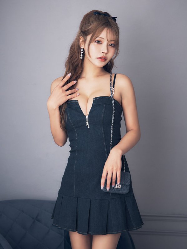 モデル:如月れい 身長:156cm 着用サイズ:Sサイズ
