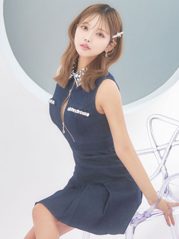 モデル:如月れい 身長:156cm 着用サイズ:Sサイズ