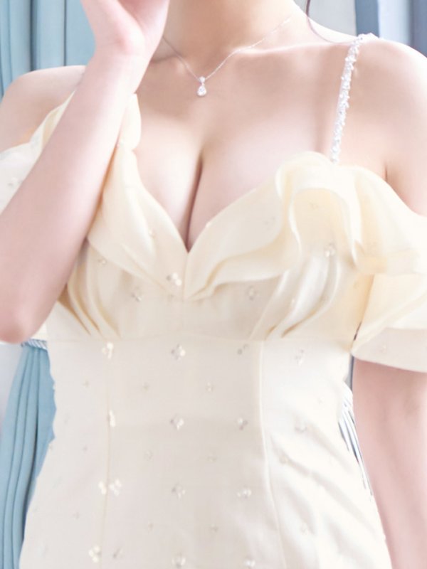 モデル：かるあ　身長：156cm　着用サイズ：Sサイズ