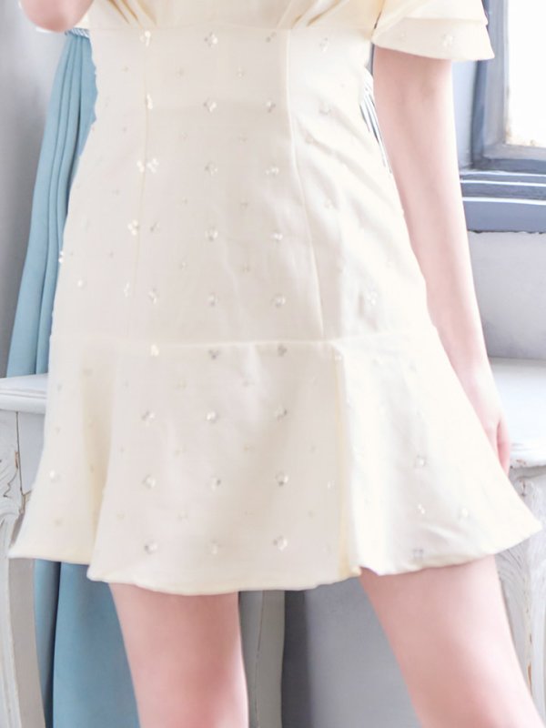 モデル：かるあ　身長：156cm　着用サイズ：Sサイズ