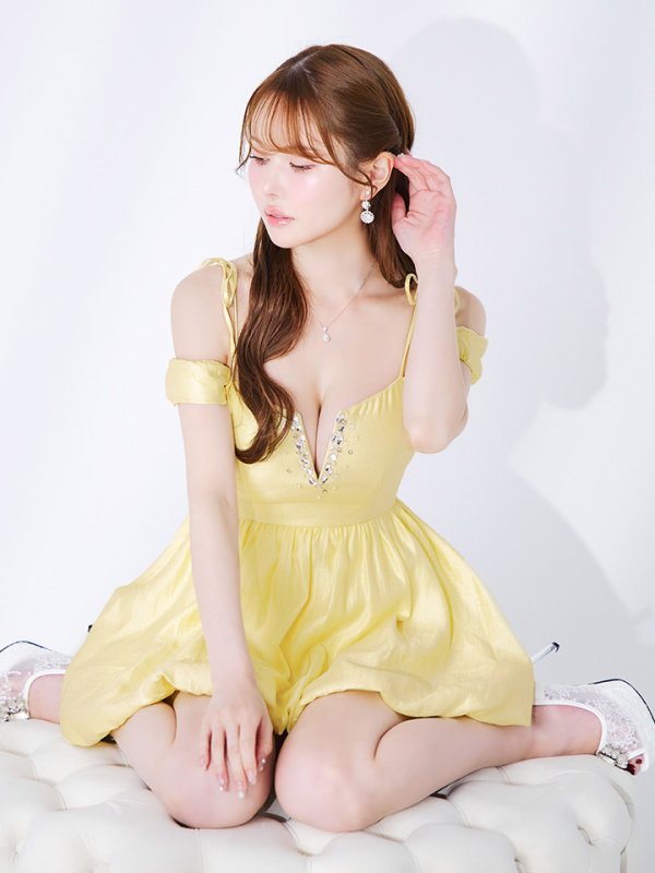 モデル：ゆめ　身長：160cm　着用サイズ：Sサイズ