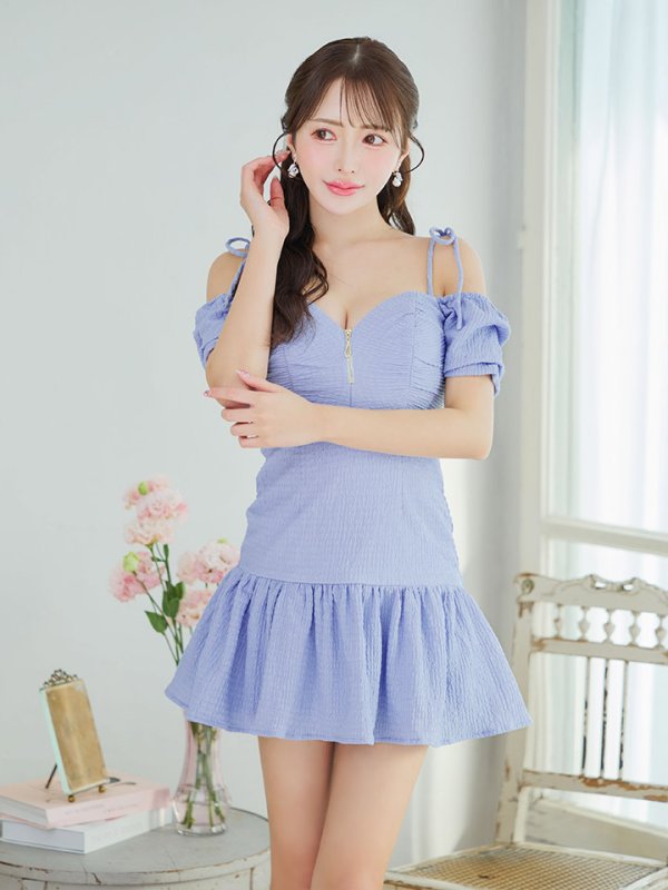 モデル：りな　身長：160cm　着用サイズ：Sサイズ