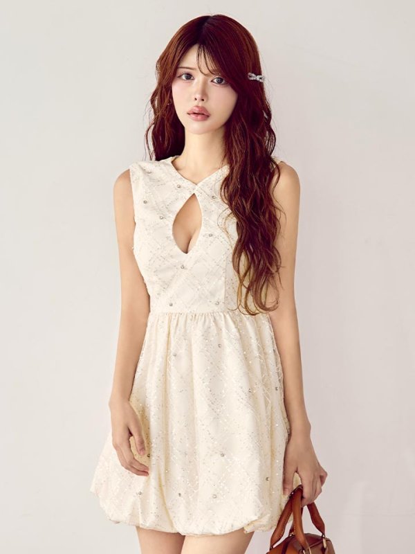 モデル：まりん　身長：163cm　着用サイズ：Sサイズ