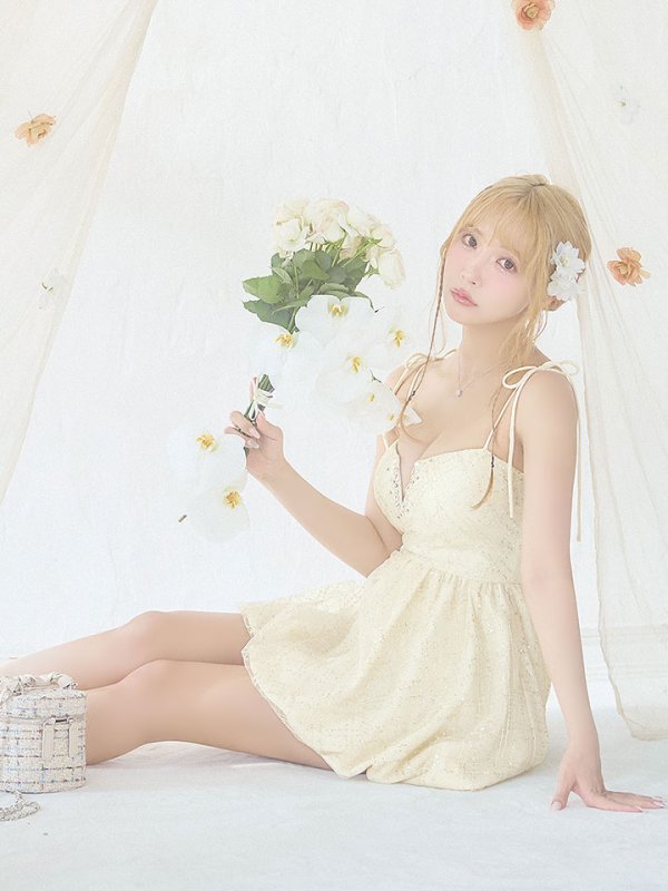 モデル:三上悠亜 身長:159cm 着用サイズ:Sサイズ