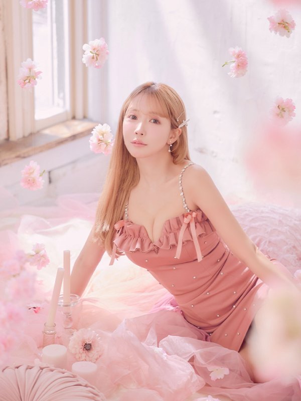 モデル:三上悠亜 身長:159cm 着用サイズ:Sサイズ