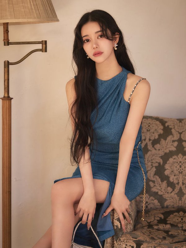 ブルーグリーン　モデル：ゆりお　身長：165cm　着用サイズ：Sサイズ