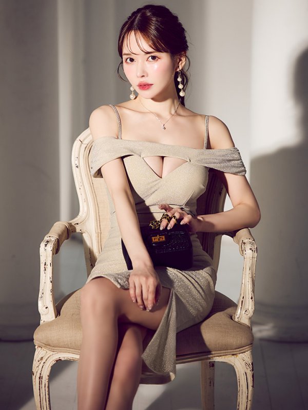 モデル:ゆめ 身長:160cm 着用サイズ:Sサイズ