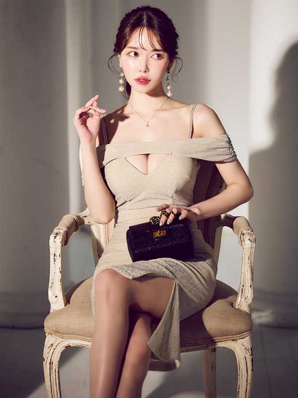 モデル:ゆめ 身長:160cm 着用サイズ:Sサイズ