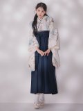 【即日発送】ブルー芍薬 ホワイト二尺袖着物【卒業袴３点セット 二尺袖着物/帯/袴】[FB01]