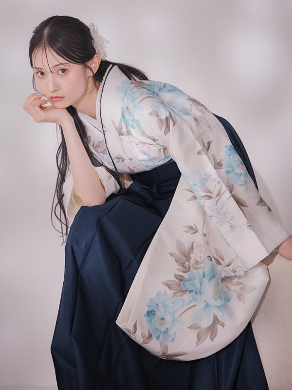 画像15: 【予約商品/1月中旬発送予定】ブルー芍薬 ホワイト二尺袖着物【卒業袴３点セット 二尺袖着物/帯/袴】