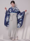 【即日発送】青フラワーブーケ ブルー二尺袖着物【卒業袴３点セット 二尺袖着物/帯/袴】[FB01]
