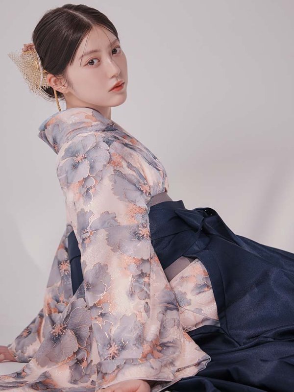 画像5: 【予約商品 / 1月中旬発送予定】グレーピンクフラワー グラデーション二尺袖着物【卒業袴３点セット 二尺袖着物/帯/袴】