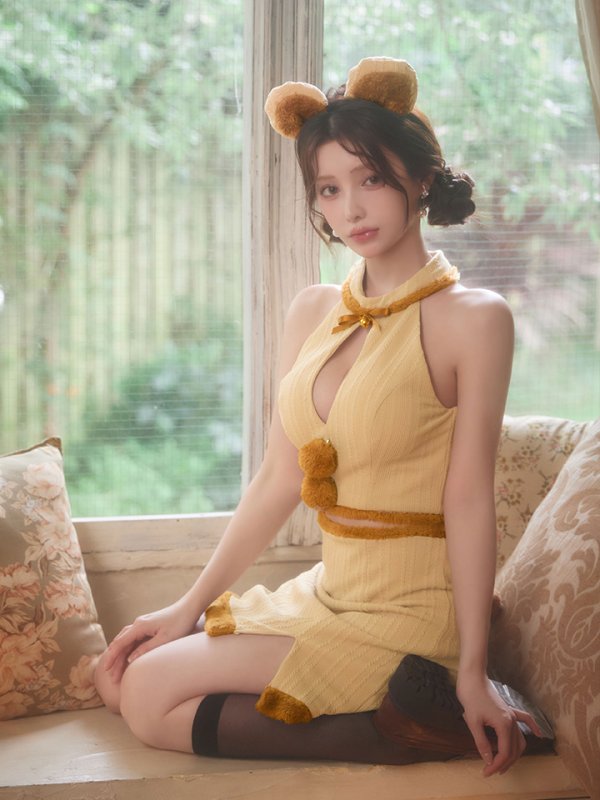 ベージュ　モデル：ももか　身長156cm　着用サイズ：Sサイズ