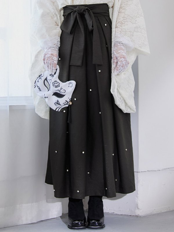 モデル：吉木千沙都 身長：158cm　着用サイズ：Fサイズ