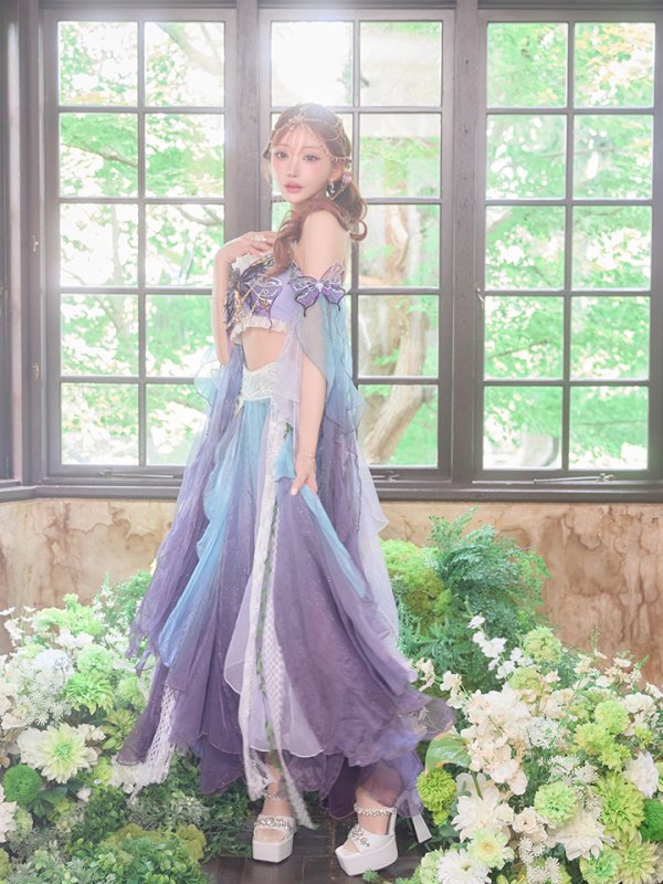 モデル：明日花キララ　身長：162cm　着用サイズ：Fサイズ