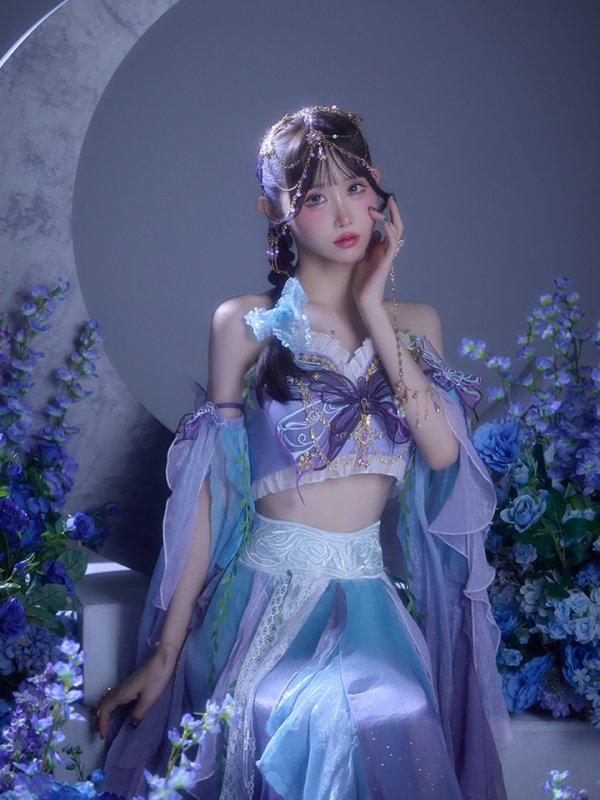 モデル：ゆりにゃ 身長：162cm 着用サイズ：Fサイズ