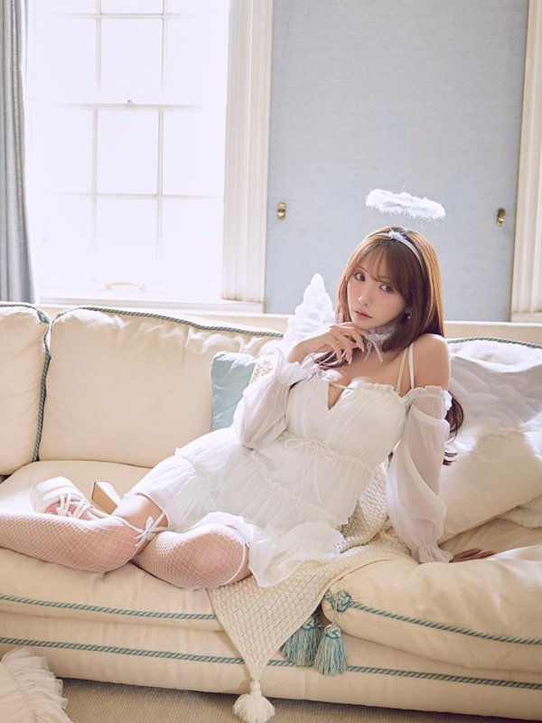 モデル：三上悠亜　身長：159cm　着用サイズ：Sサイズ