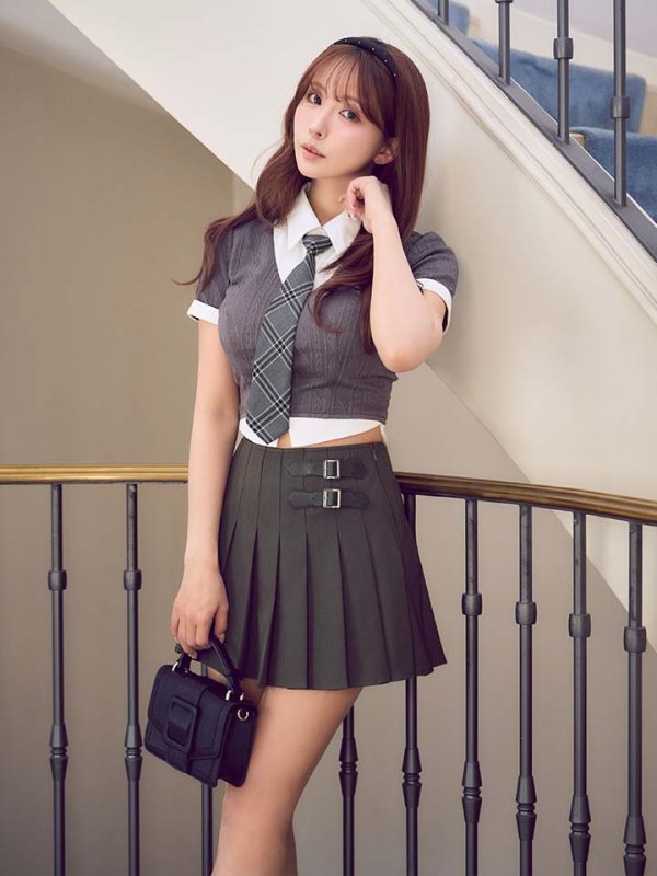 モデル：三上悠亜　身長：159cm　着用サイズ:Sサイズ