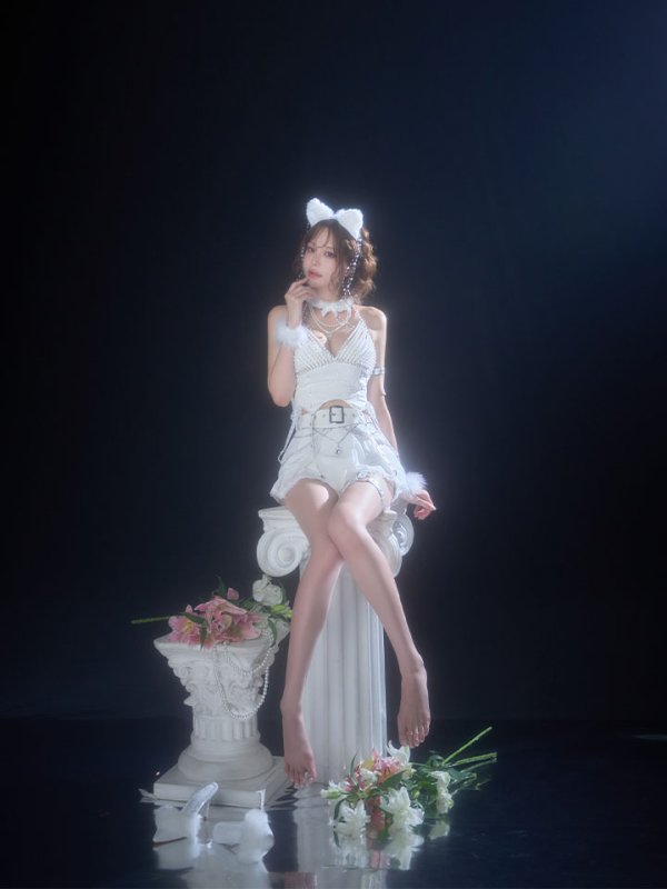 ホワイト　モデル：れみれみ　身長：163cm　着用サイズ：Sサイズ