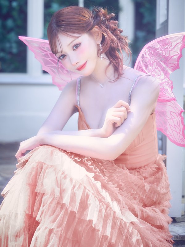 モデル：明日花キララ　身長：162cm　着用サイズ：Sサイズ