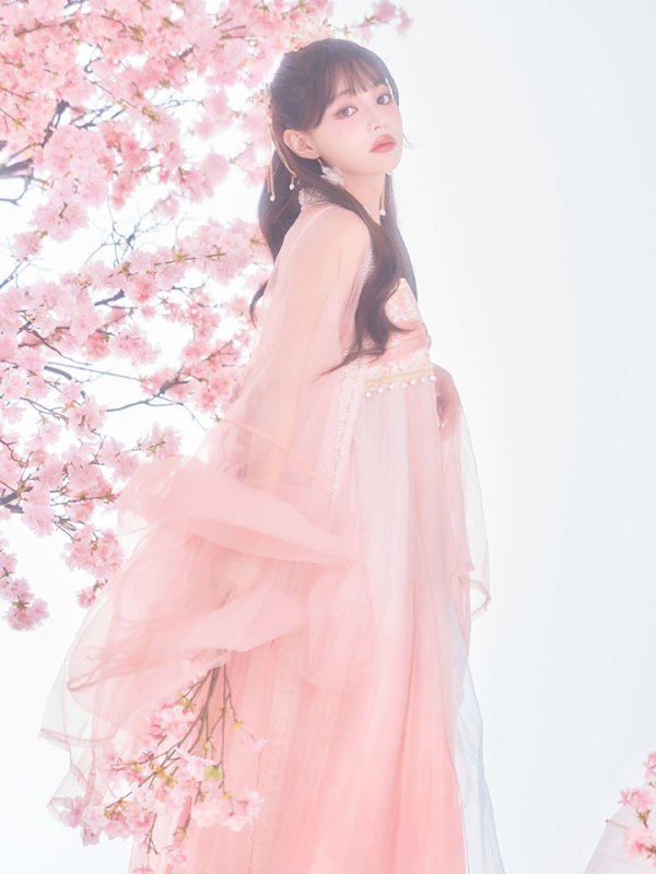 モデル：吉木千沙都（ちぃぽぽ）身長：158cm　着用サイズ：Fサイズ