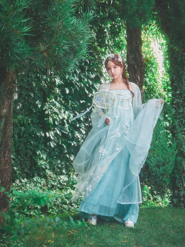 画像3: 【送料無料！】【ハロウィン】アイスブルー刺繍ロングシフォン漢服セット【コスプレ3点SET】【Fサイズ】【予約/8月下旬発送予定】[OF03]三上悠亜着用