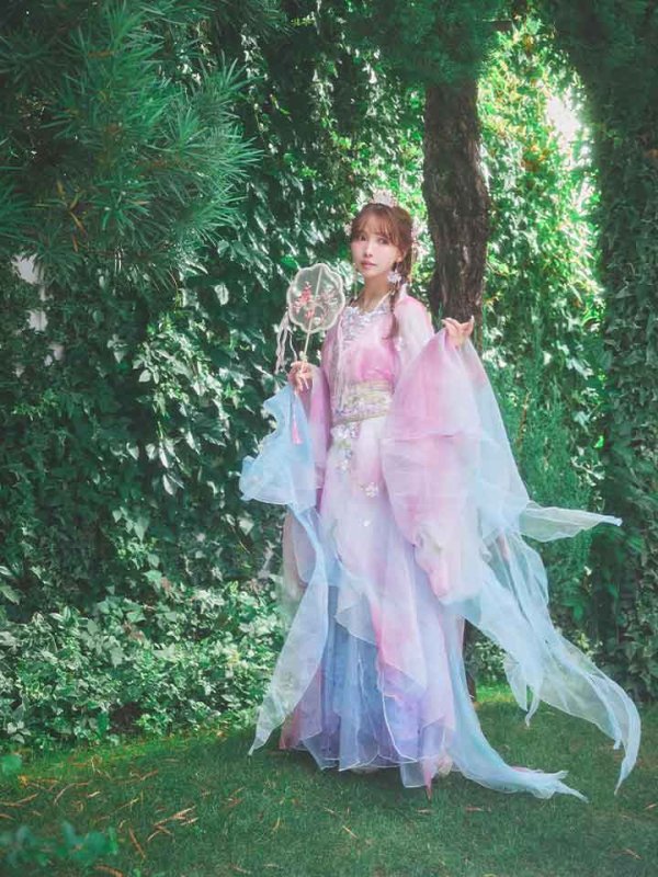 画像15: 【一部予約商品/8月下旬発送予定】【送料無料！】【ハロウィン】ピンク×ブルー花刺繍ロングシフォン漢服セット【コスプレ4点SET】【Fサイズ】[OF03]三上悠亜着用