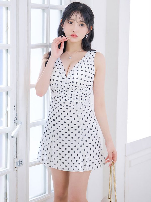 モデル：かるあ　身長：156cm　着用サイズ：Sサイズ