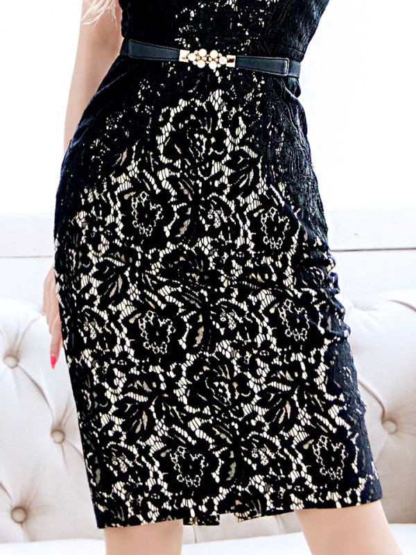 モデル：真優川咲　身長：159cm　着用サイズ：Sサイズ