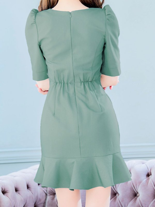 モデル：真優川咲　身長：159cm　着用サイズ：Sサイズ