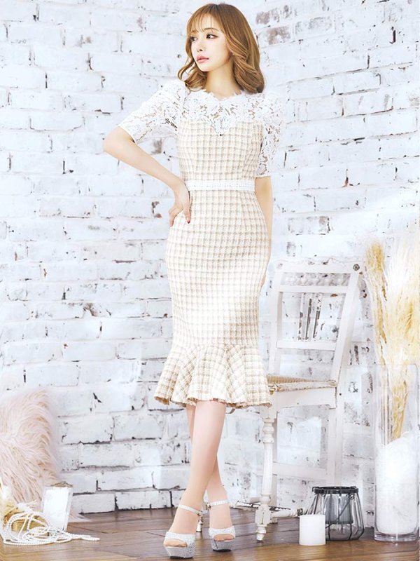 モデル：真優川咲　身長：159cm　着用サイズ：Sサイズ