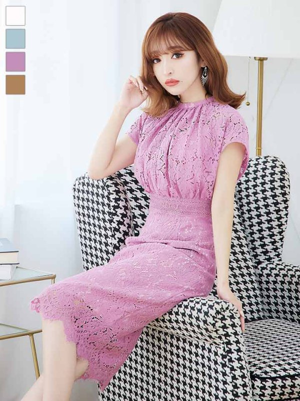 モデル：杉山佳那恵　身長：159cm　着用サイズ：Sサイズ