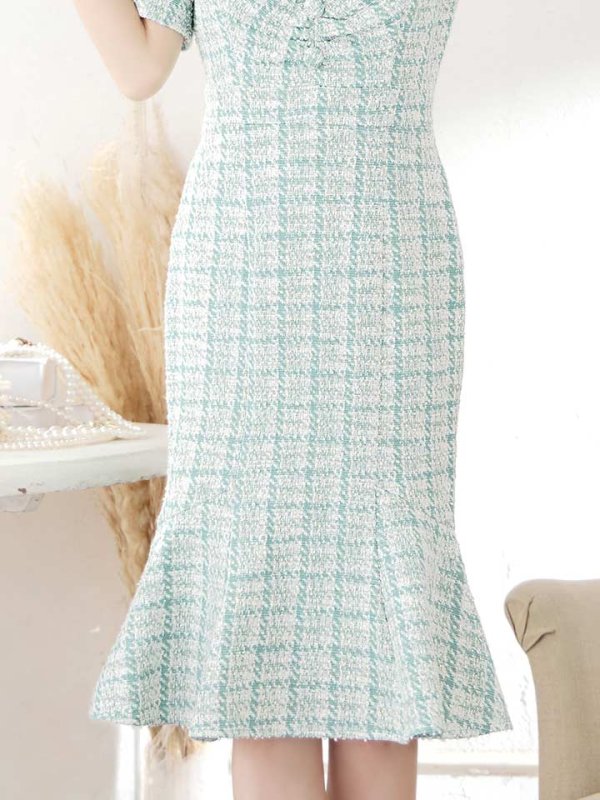 モデル：杉山佳那恵　身長：159cm　着用サイズ：Sサイズ