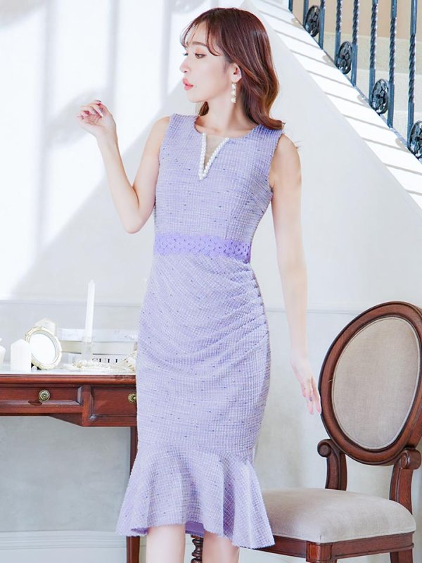 モデル：杉山佳那恵　身長：159cm　着用サイズ：Sサイズ