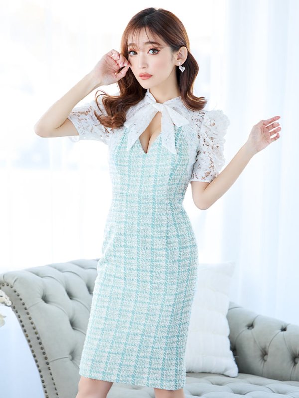 モデル：杉山佳那恵　身長：158cm　着用サイズ：Sサイズ