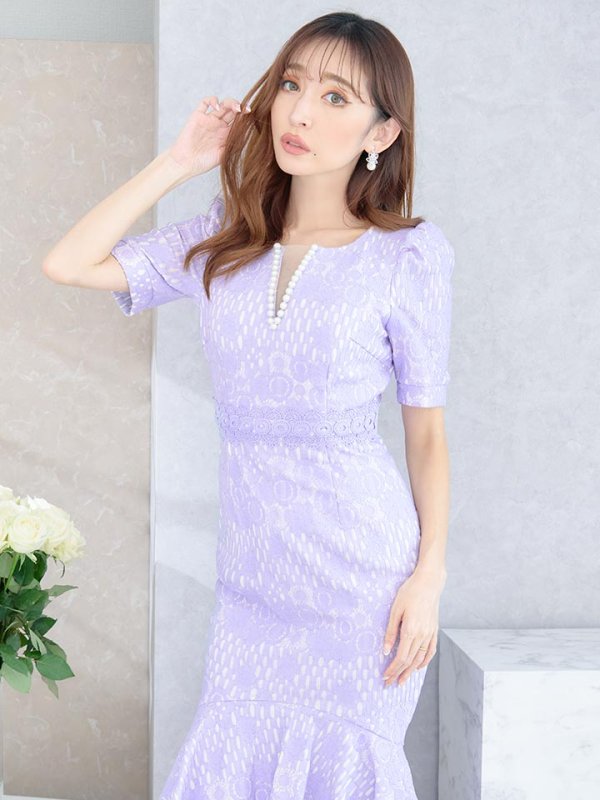 モデル：杉山佳那恵　身長：159cm　着用サイズ：Sサイズ
