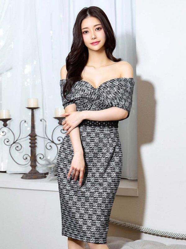 モデル：ゆりお　身長：165cm　着用サイズ：Sサイズ
