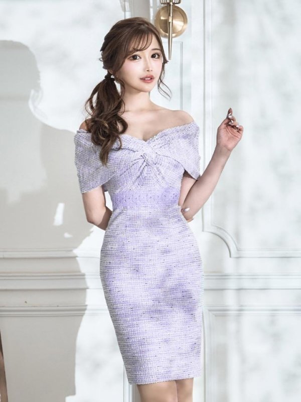 モデル：桜伊みやこ　身長：168cm　着用サイズ：Sサイズ
