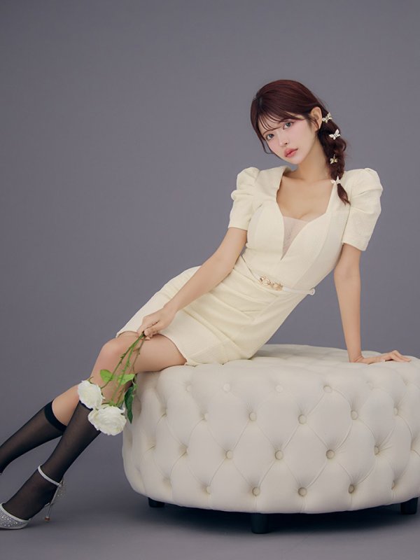 モデル：まりん　身長：163cm　着用サイズ：Sサイズ