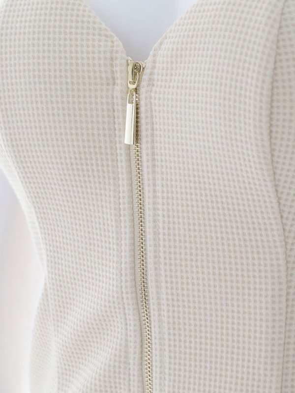 画像15: SALE!ワッフルフロントジップドレス/胸元オープンカット/プリーツスカート/谷間見せ/背中隠し/ミニドレス/キャバドレス【XS-Lサイズ/1カラー】[OF03B] 【IM】