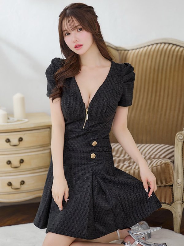 モデル：ゆめ　身長：160cm　着用サイズ：Sサイズ