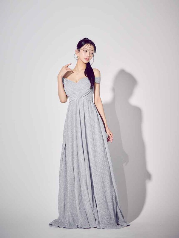 モデル:まおちゃる 身長:156cm 着用サイズ:Sサイズ