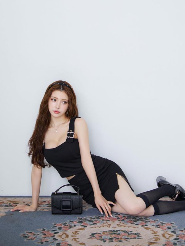 モデル：ももか　身長：156cm　着用サイズ：Sサイズ